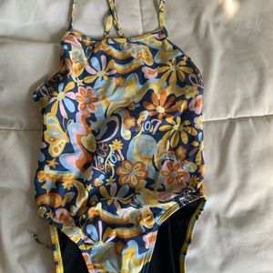 jolyn one peice foxy print